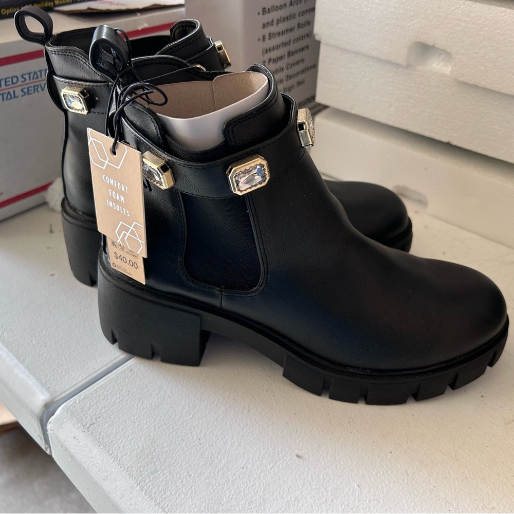 Elegant Black Ankle Boots with Gold Accents